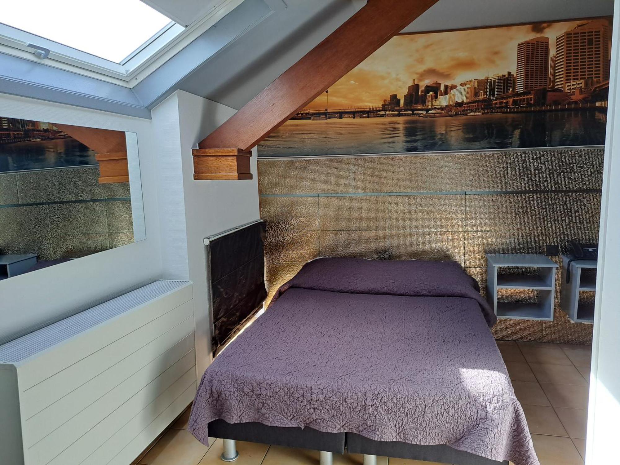 Le New Matinal Hotel La Louviere Exterior photo